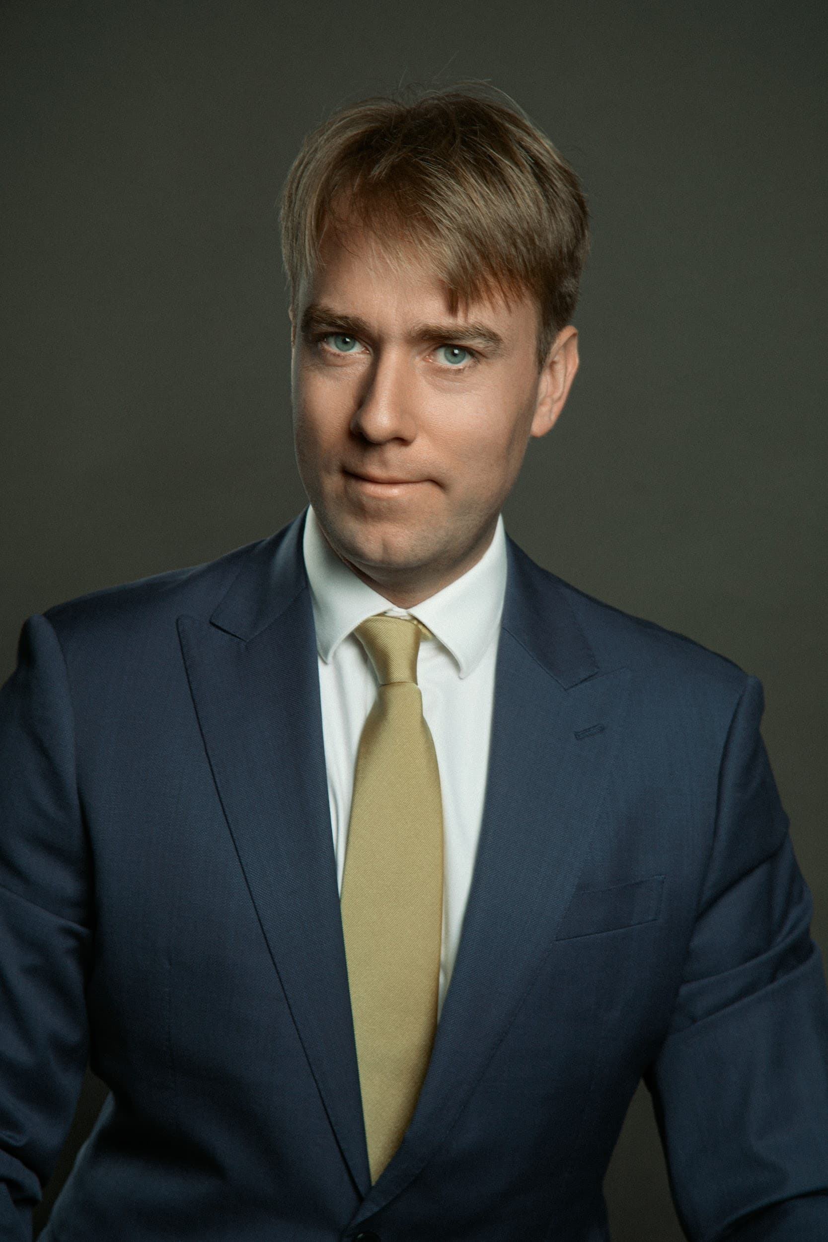 Кирилл Билюшов, CFA